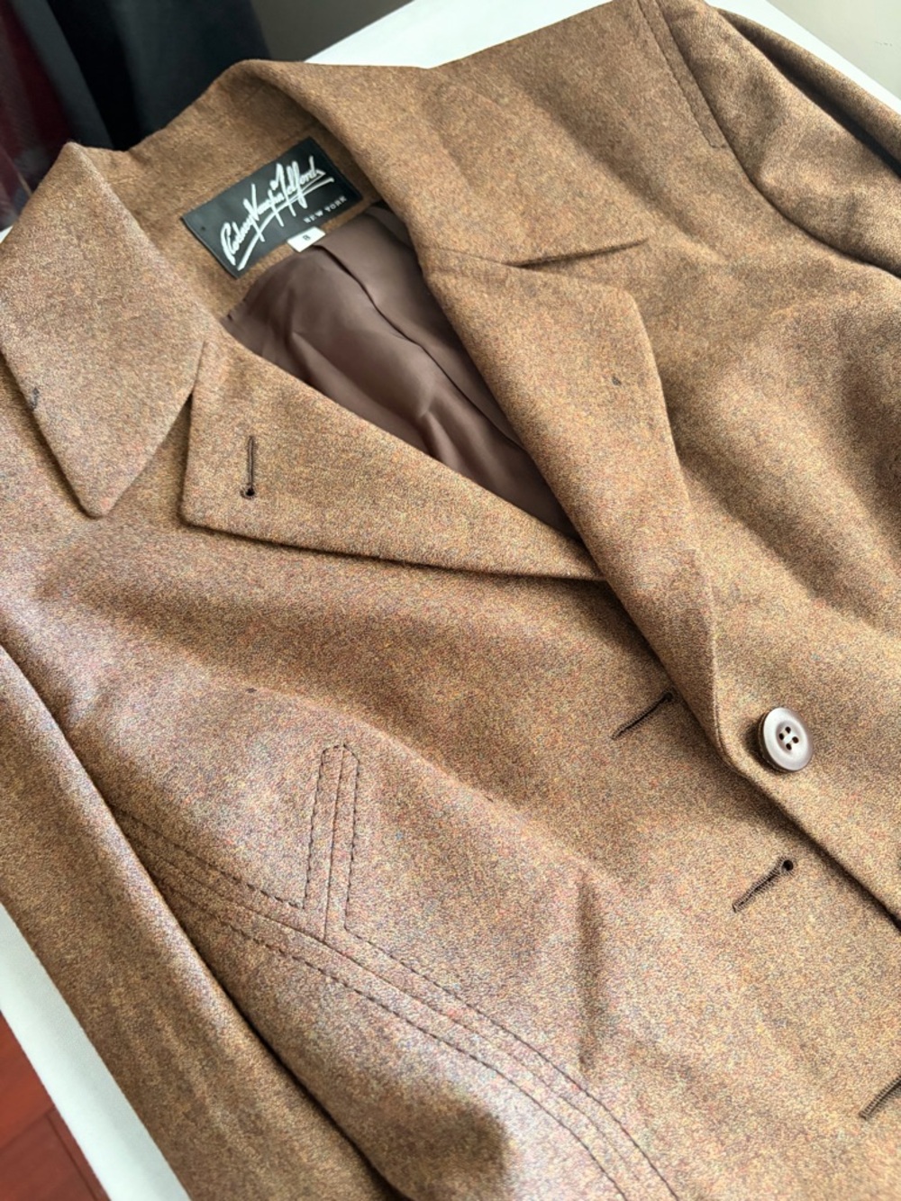 Vintage Rodney Vaughn Telford 100% Wool Made USA brown Button Down Blazer Jacket